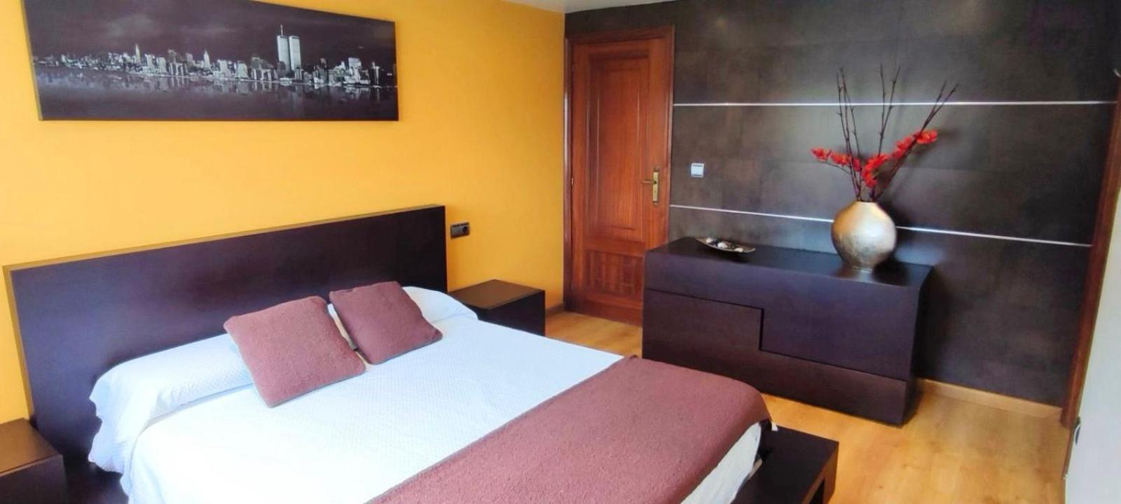 Acogedor Atico Cerca Del Mar By Bebalmy Apartment โอโกรเบ ภายนอก รูปภาพ